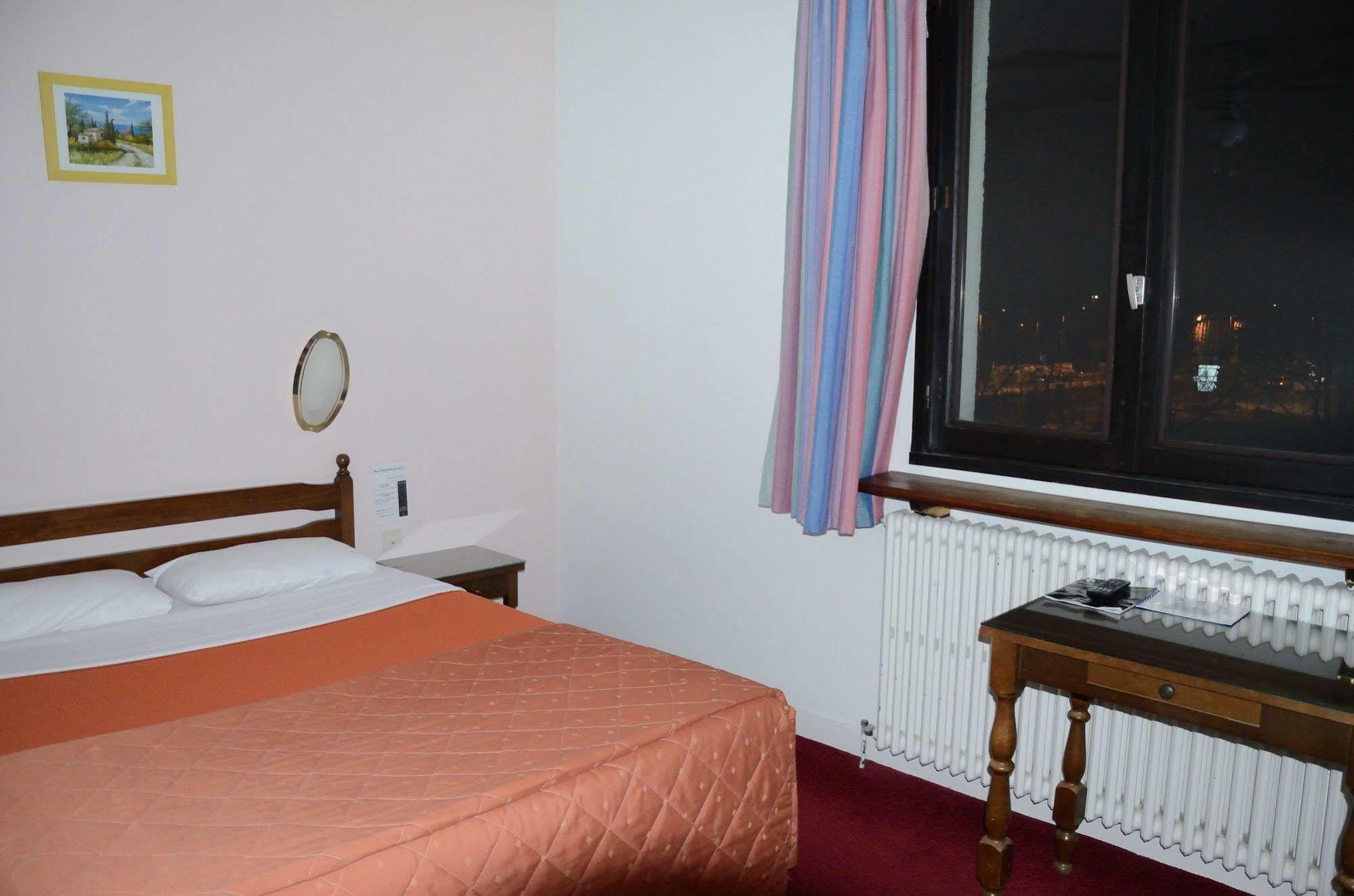 Hotel Aer Вьей-Тулуза Экстерьер фото